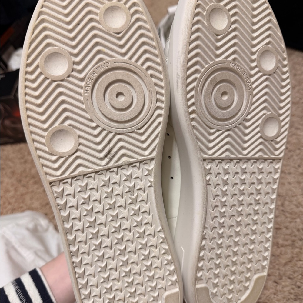 Men’s Golden Goose Pure White Star Sneakers - Picture 4 of 4